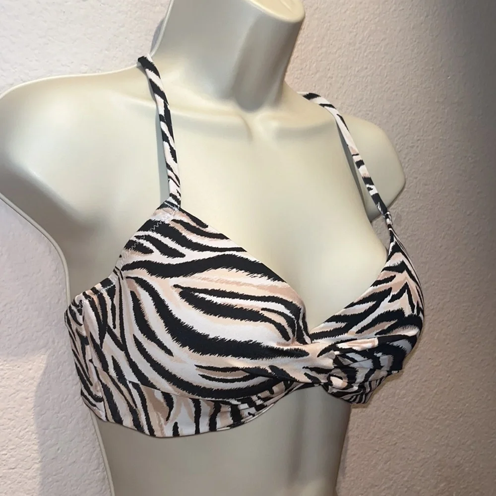 New Women’s Shade & Shore Zebra Print 34 C Bikini Top NWT